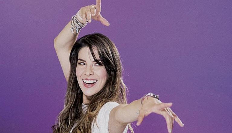 Mexicana cantará a lado de Idina Menzel  en los Oscar: Ambas prestan su voz para Elsa