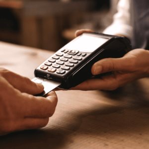 La propina ¿es obligatoria?; Profeco te responde