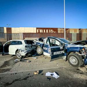 Persecución policiaca provoca carambola frente al Aeropuerto de Tijuana