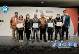 Recibe DIF Municipal donativo de 100 cobijas de la Universidad de Ensenada