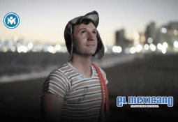 Beto Vega sorprendió con brillante actuación en el medio tiempo del juego Chivas -Tigres Beto Vega sorprendió con brillante actuación en el medio tiempo del juego Chivas -Tigres