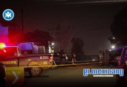 Abandonan cuerpo con narcomensaje en estacionamiento de Plaza Río