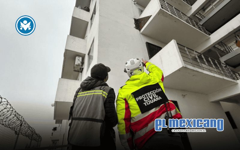 Deslizamiento de Tierra arriesga a residentes de Riviera del Bosque