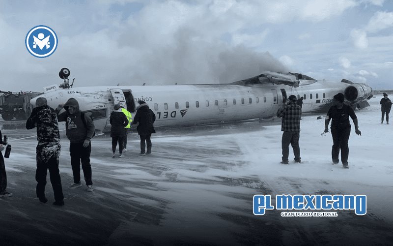 Avión de Delta Air Lines se estrella y vuelca en aeropuerto de Toronto