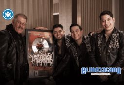 As&iacute; fue homenaje a Paquita la del Barrio en su natal Alto Lucero