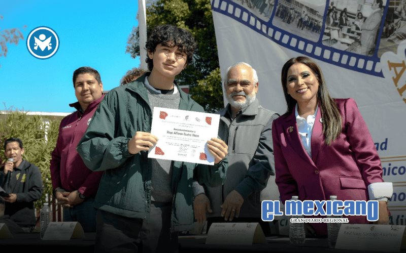 Encabeza alcaldesa Claudia Agat&oacute;n firma de convenio con CBTIS 41