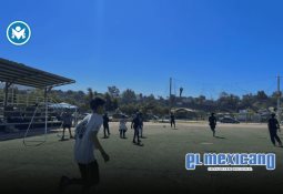 Encabeza alcaldesa Claudia Agat&oacute;n ceremonia del D&iacute;a la Bandera