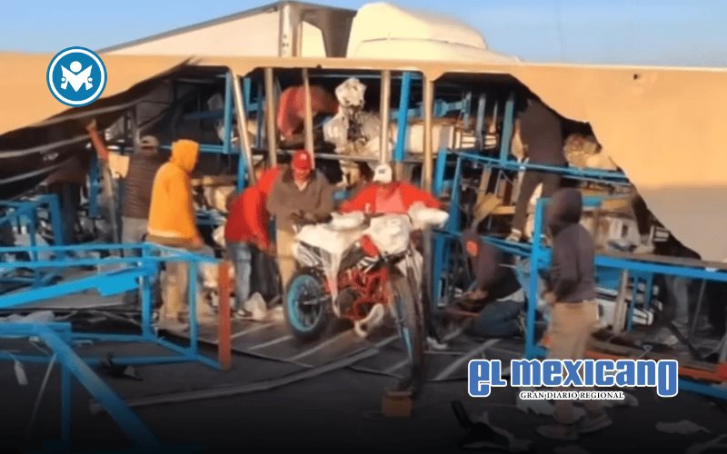 Tráiler que transportaba motocicletas vuelca en el Arco Norte; desata rapiña en Jilotepec Tráiler que transportaba motocicletas vuelca en el Arco Norte; desata rapiña en Jilotepec