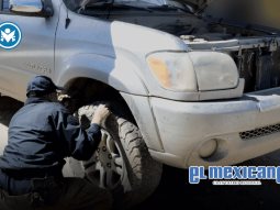 Fiscalía de Ensenada localiza dos vehículos con reporte de robo tras ejecutar orden de cateo