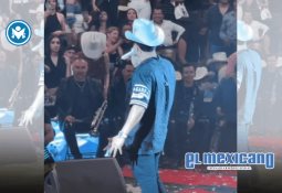 Selena recibe reconocimiento de la RIAA por 17 millones de unidades y por tener el álbum latino más certificado de la historia