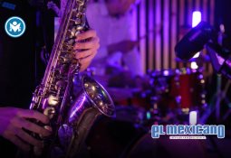 Trabaja alcaldesa Claudia Agatón con el IMOS en acciones para emprender el proyecto de electromovilidad en Ensenada Trabaja alcaldesa Claudia Agatón con el IMOS en acciones para emprender el proyecto de electromovilidad en Ensenada