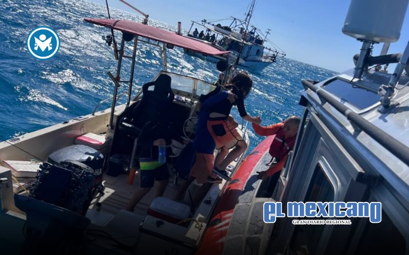 Marina rescata a tres tripulantes a la deriva frente a Yukalpetén