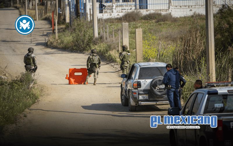 Hallan cuerpo de mujer en vehículo incendiado en Valle Redondo