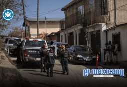 Hallan cuerpo de mujer en vehículo incendiado en Valle Redondo