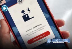 Sale humo blanco de la Capilla Sixtina donde se eligió al nuevo Papa Sale humo blanco de la Capilla Sixtina donde se eligió al nuevo Papa