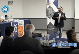 Festeja Claudia Agatón con Amor en Grande a 2 mil 500 mamás ensenadenses
