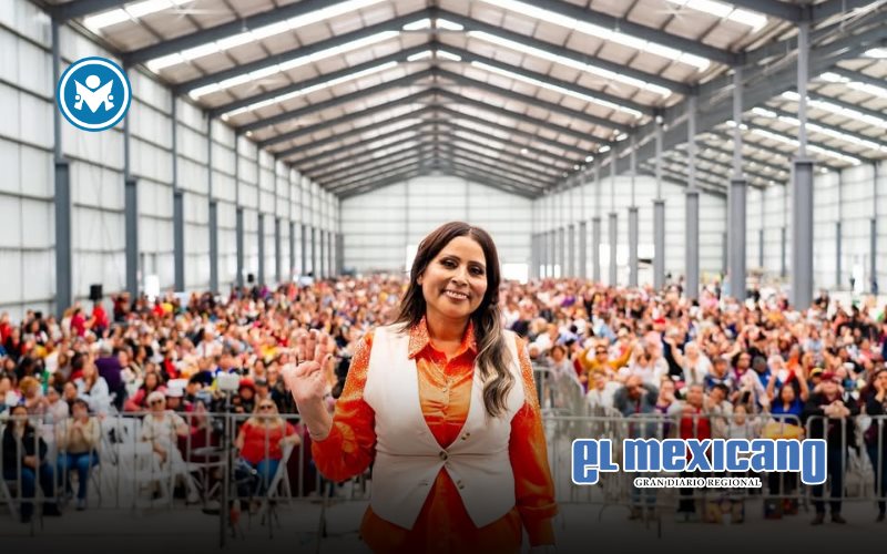 Festeja Claudia Agatón con Amor en Grande a 2 mil 500 mamás ensenadenses Festeja Claudia Agatón con Amor en Grande a 2 mil 500 mamás ensenadenses