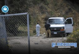 Incendio consume 10 casas en zona de invasión de Santa María