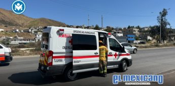 Tráiler impactó a jóvenes en motocicleta en el bulevar 2000