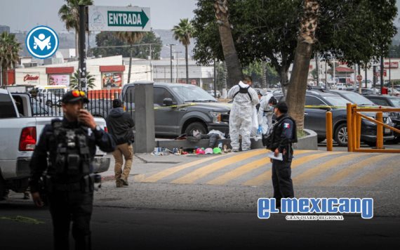 Asesinan a vendedor ambulante frente a Plaza Carrusel Asesinan a vendedor ambulante frente a Plaza Carrusel