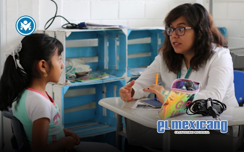 Maestros al frente: los desafíos invisibles de enseñar en México