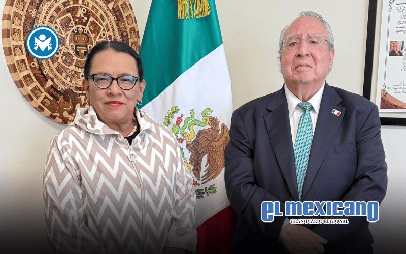 Rosa Icela entrega invitación oficial al Papa León XIV en el Vaticano