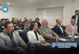 Asamblea conmemorativa de Mayo en la Escuela Normal del CUT