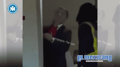 Brigitte Macron le da cachetada a su esposo tras llegar a Vietnam