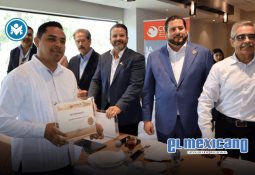 Carlos Torres, esposo de Marina del Pilar, hace pausa en proyectos sociales Carlos Torres, esposo de Marina del Pilar, hace pausa en proyectos sociales