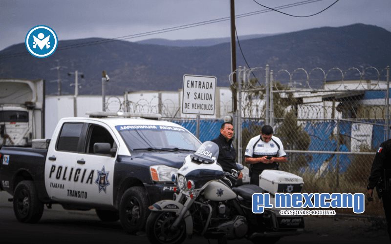 Detienen a trailero que embistió a oficial de tránsito y huyó rumbo a Tecate Detienen a trailero que embistió a oficial de tránsito y huyó rumbo a Tecate
