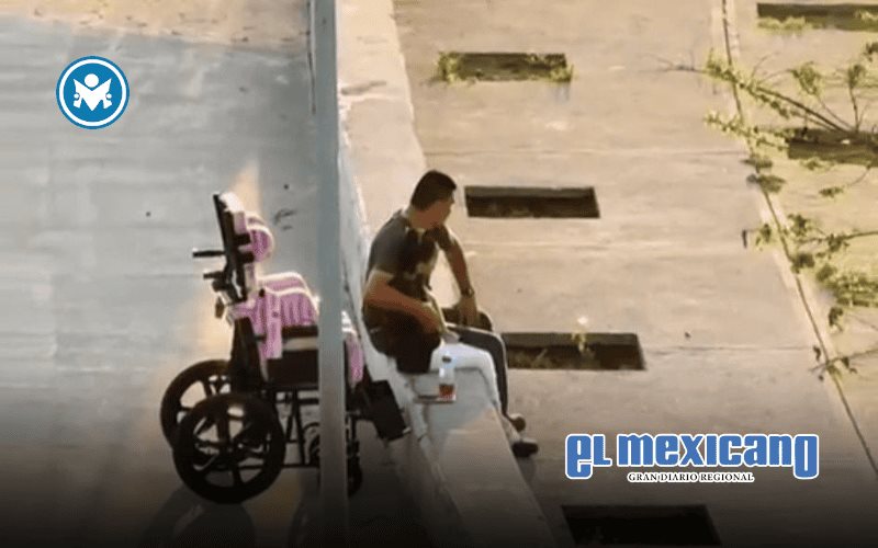 Emotivo momento entre padre e hija con discapacidad conmueve a Manzanillo