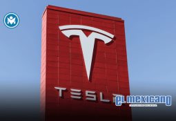 Castillo inflable sale volando de una escuela de Sudáfrica Castillo inflable sale volando de una escuela de Sudáfrica