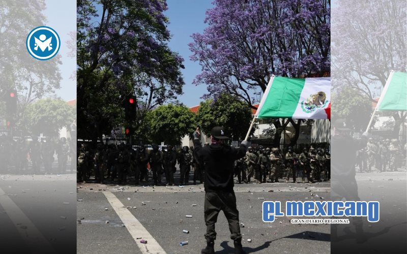 ICE no da atenci&oacute;n a migrantes tras detenciones