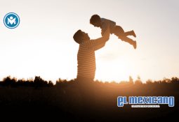 Ricardo Salinas Pliego critica cierre de planta Michelin