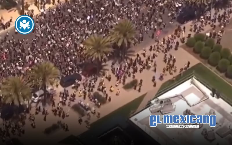 20,000 manifestantes participan en protesta "No Kings" en el centro de San Diego 20,000 manifestantes participan en protesta "No Kings" en el centro de San Diego