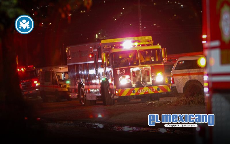 Bomberos controlan incendio en almacén de Grupo Carso en la colonia Imaq Bomberos controlan incendio en almacén de Grupo Carso en la colonia Imaq