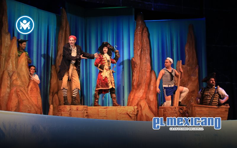 Con más de 450 representaciones, Peter Pan Que Sale Mal, se despide tras una exitosa temporada en el Foro Cultural Chapultepec Con más de 450 representaciones, Peter Pan Que Sale Mal, se despide tras una exitosa temporada en el Foro Cultural Chapultepec