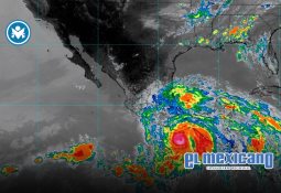Huracán Erick se intensifica a categoría 3 frente a costas de México