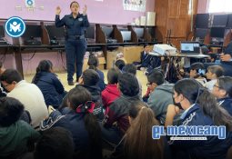 Entrega Inmujer BC y Gobierno de Tecate tarjeta de descuento naranja a mujeres