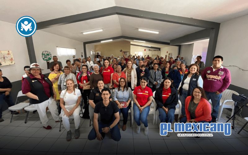 Capacitan DIF Ensenada y Cadena OXXO a adultos mayores con técnicas para vivir sin estrés