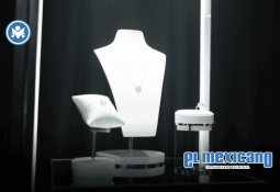 Alejandro Fernández conquista el #1 en Billboard con "Un Millón de Primaveras" y suma 12 éxitos en la década Alejandro Fernández conquista el #1 en Billboard con "Un Millón de Primaveras" y suma 12 éxitos en la década