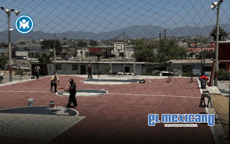 Rehabilita Gobierno cancha y parque en la colonia Emiliano Zapata Rehabilita Gobierno cancha y parque en la colonia Emiliano Zapata
