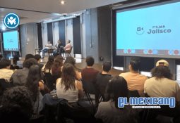 Britney Spears genera revuelo al anunciar adopción de una niña Britney Spears genera revuelo al anunciar adopción de una niña