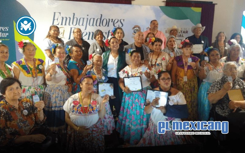 Entrega gobierno de Claudia Agatón constancias a participantes del curso Embajadores del Bienestar Entrega gobierno de Claudia Agatón constancias a participantes del curso Embajadores del Bienestar
