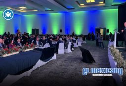 Conductor de transporte violeta fue sorprendido viendo videos inapropiados en servicio