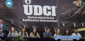 Celebra Liceo UDCI ceremonia de graduación con 115 egresados