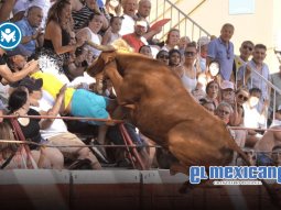 Toro salta a las gradas en encierro de Cadreita y deja dos heridos