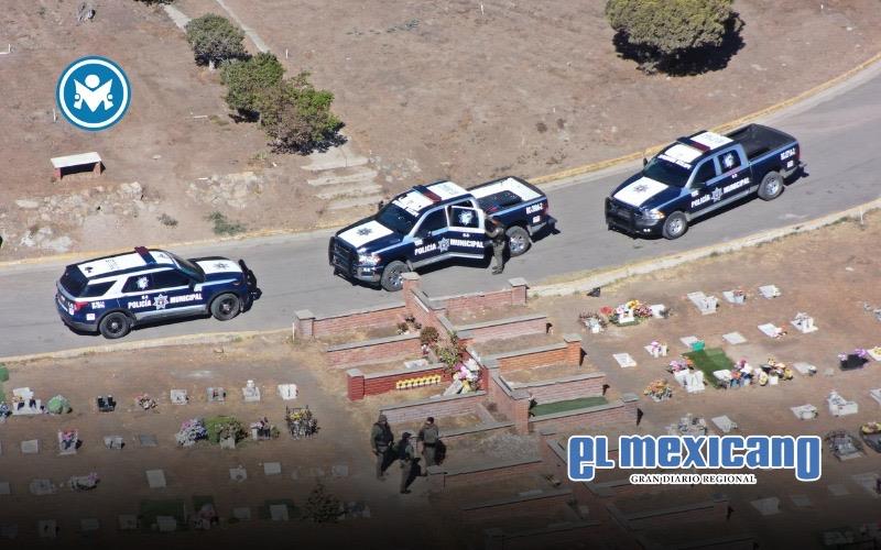 Detienen a cuatro por disparos al aire durante sepelio en Tijuana; uno tenía orden por homicidio