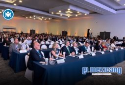 Refuerzan bacheo en Ensenada para mejorar vialidades clave