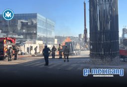 Hallan tres cuerpos en vehículo abandonado en Villas del Real